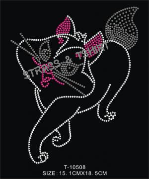T-shirt -  chat qui marche  en  strass